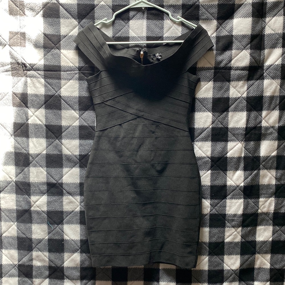WOW COUTURE Size small Midi Dress, Black, Form fitting